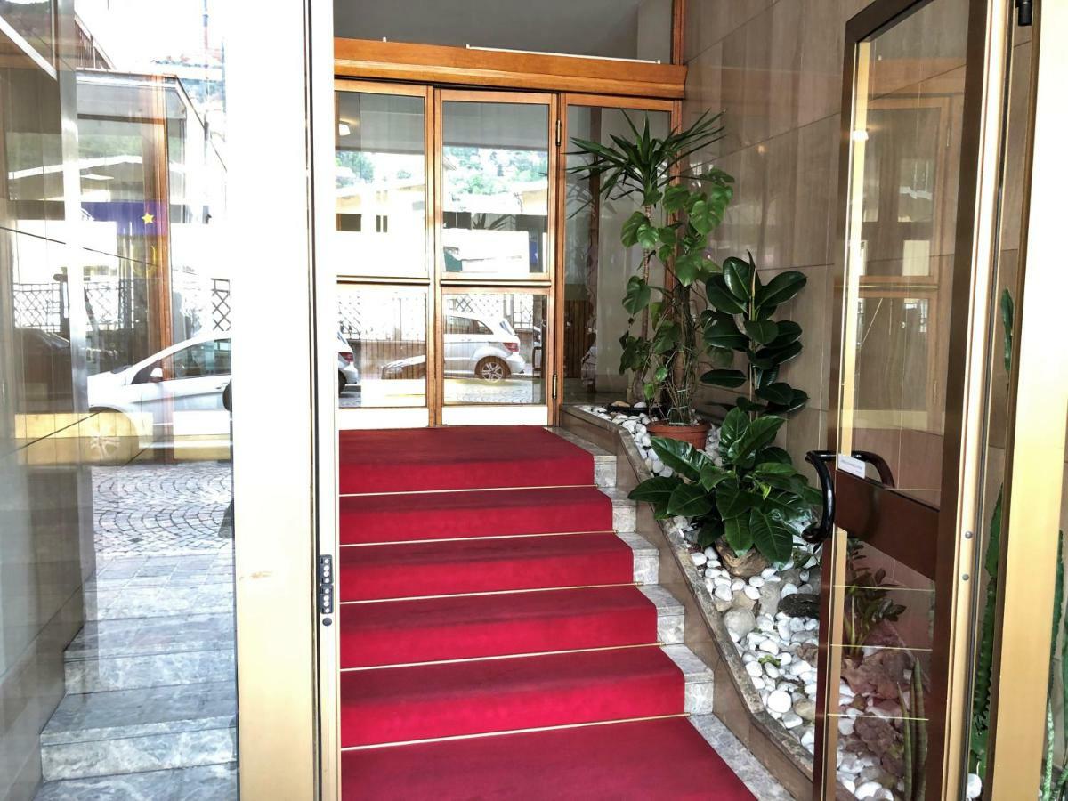 Gg Mentana Rooms コモ エクステリア 写真
